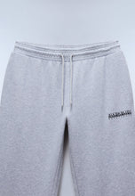 Carica l'immagine nel visualizzatore di Gallery, NAPAPIJRI Joggers M-Gori Wint art. NP0A88UH1601 col. MEDIUM GREY MELANGE
