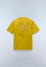 Carica l'immagine nel visualizzatore di Gallery, NAPAPIJRI T-Shirt a Maniche Corte mod. S-Aren SS cod. NP0A88SY1O1 col. GOLD FLAKE Y10
