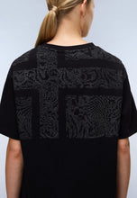 Carica l'immagine nel visualizzatore di Gallery, NAPAPIJRI T-Shirt a Maniche Corte mod. S-Campido SS W cod. NP0A88X89411 col. BLACK BEAUTY
