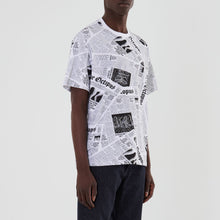 Carica l'immagine nel visualizzatore di Gallery, Newspaper Tee T-shirt manica corta unisex White Black
