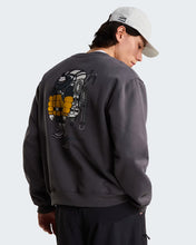 Carica l'immagine nel visualizzatore di Gallery, THE NORTH FACE Felpa Gear Up Get Out con grafica unisex art.  NF0A8JB5 col. Anthracite Grey
