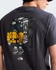 THE NORTH FACE T-shirt Gear Up Get Out Graphic unisex art. NF0A8JB4RHI col. Anthracite Grey