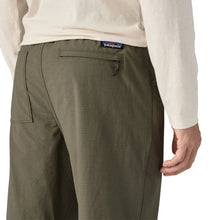 Carica l&#39;immagine nel visualizzatore di Gallery, Patagonia M&#39;s Nomader Joggers Pantalone uomo Basin Green Verde cod. 21450

