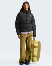 Carica l'immagine nel visualizzatore di Gallery, THE NORTH FACE Giacca Saikuru da donna art. NF0A8GCBKT0 col. TNFBLACK/ASPHGR

