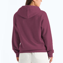 Carica l'immagine nel visualizzatore di Gallery, THE NORTH FACE felpa con cappuccio da donna art. NF0A8CWNMVO col. BURGUNDY CRUSH
