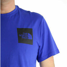 Carica l&#39;immagine nel visualizzatore di Gallery, The North Face T-SHIRT UOMO FINE Blue Blu
