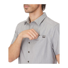 Carica l&#39;immagine nel visualizzatore di Gallery, The North Face Faloch Shirt Camicia da uomo in tessuto tecnico a manica corta
