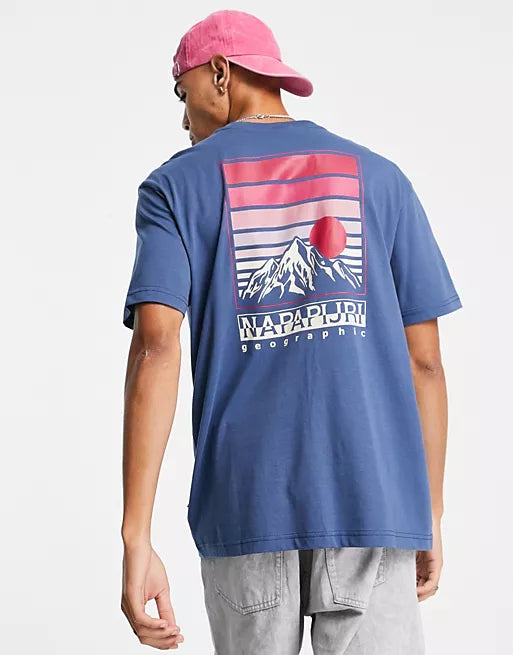 Napapijri - S-hill - T-shirt con stampa di montagna sul retro - Blu Ensign