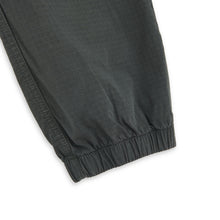 Carica l'immagine nel visualizzatore di Gallery, IUTER CARGO JOGGER Cargo Jogger ASPHALT Pantalone tasconato uomo
