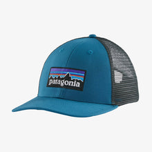 Carica l&#39;immagine nel visualizzatore di Gallery, Patagonia P-6 Logo LoPro Trucker Hat Cappello cappellino Steller Blue

