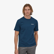 Carica l&#39;immagine nel visualizzatore di Gallery, Patagonia Men&#39;s P-6 Logo Responsibili-Tee® T-Shirt Uomo Crater Blue

