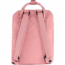Carica l&#39;immagine nel visualizzatore di Gallery, Fjällräven Save The Arctic Fox Kånken Mini, Zaino Unisex-Adulto, 24x36x45 Centimeters (W x H x L)
