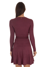 Carica l&#39;immagine nel visualizzatore di Gallery, Guess LS Rib Pleated Paige
