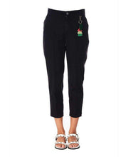 Carica l&#39;immagine nel visualizzatore di Gallery, Guess Donna Pantalone Candis Chino Nero MOD. W02B12 WCRU1 S
