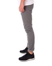 Carica l&#39;immagine nel visualizzatore di Gallery, CARHARTT WIP Sid Pants Chinos Tin Rinsed Pantalone Uomo Cotone Elasticizzato Slim Tapered Fit
