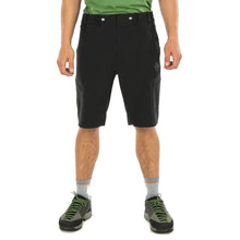 Carica l&#39;immagine nel visualizzatore di Gallery, LA SPORTIVA Scout Short M Nero Pantaloncini Uomo
