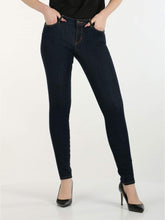 Carica l&#39;immagine nel visualizzatore di Gallery, Guess Jeans Skinny Mid Curve X Lavaggio Blu Scuro (W31 - L30)
