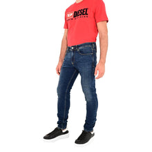 Carica l&#39;immagine nel visualizzatore di Gallery, Diesel jeans uomo denim scuro SLEENKER - 31/32
