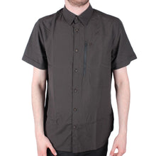 Carica l&#39;immagine nel visualizzatore di Gallery, Fjällräven “Abisko” - Camicia a Maniche Corte da Uomo
