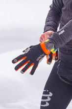 Carica l&#39;immagine nel visualizzatore di Gallery, Nortec Guanti Running Light Made in Italy per Winter Running invernale su Ghiaccio e Neve
