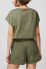 Carica l&#39;immagine nel visualizzatore di Gallery, Guess T-Shirt Donna Tonya Tee in Cotone Army Green ES21GU60 W1GI0QI3Z11
