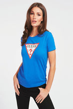 Carica l&#39;immagine nel visualizzatore di Gallery, G? Guess Tatiana Triangle Logo Tee T-Shirt da Donna Blu Elettrico
