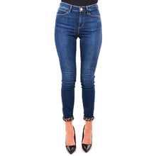Carica l&#39;immagine nel visualizzatore di Gallery, Guess Jeans Donna MOD.W94A46 D2R70 Jeans 28
