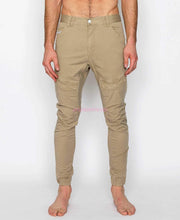 Carica l&#39;immagine nel visualizzatore di Gallery, NENA &amp; PASADENA Flight Mens Jogger Pant Pantalone Ragazzo, Cavallo sceso e Polsino Beige
