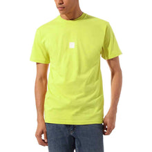 Carica l&#39;immagine nel visualizzatore di Gallery, Vans Retro Sport T-Shirt Gialla da Uomo VN0A49Q5RHT
