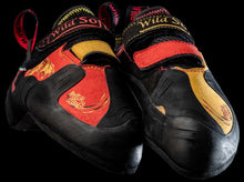 Carica l&#39;immagine nel visualizzatore di Gallery, WILD CLIMB - PANTERA SOFT V - scarpette scarpetta da arrampicata sportiva - chiusura in Velcro - per arrampicatori evoluto che richiedono precisione e sensibilità
