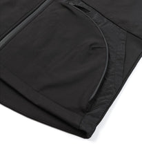 Carica l&#39;immagine nel visualizzatore di Gallery, MA.Strum Soft Shell Hooded Jacket Giacca Antivento Uomo Nera - Black
