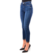 Carica l&#39;immagine nel visualizzatore di Gallery, Guess Jeans Donna MOD.W94A46 D2R70 Jeans 28
