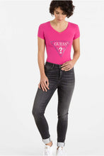Carica l&#39;immagine nel visualizzatore di Gallery, Guess T-Shirts W0BI63 J1300 - Donna
