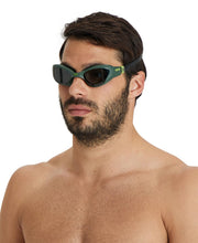 Carica l&#39;immagine nel visualizzatore di Gallery, Arena The One Occhialini Nuoto Anti-Appannamento Unisex Adulto, Occhialini Piscina con Ampie Lenti, Protezione UV, Ponte Nasale Autoregolante, Guarnizioni Orbit-Proof

