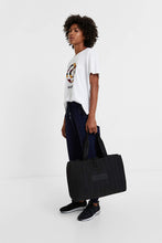 Carica l&#39;immagine nel visualizzatore di Gallery, Abasic Desigual Maglietta Basic Oversize Bianca T-Shirt Oversize Long
