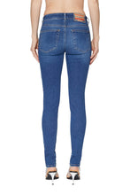 Carica l&#39;immagine nel visualizzatore di Gallery, Diesel 2017 Slandy L.32 Pantaloni, 01, 36W x 32L Donna
