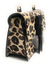 Carica l&#39;immagine nel visualizzatore di Gallery, Trussardi Jeans BORSA DONNA TRACOLLINA MOD. CURRY MINI COL. LEOPARD B19TJ27
