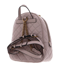 Carica l&#39;immagine nel visualizzatore di Gallery, Guess Borsa zaino Cessily ecopelle trapuntato nero donna BS22GU119 QB767932
