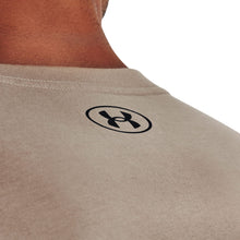Carica l&#39;immagine nel visualizzatore di Gallery, Under Armour Men&#39;s UA ABC Camo Boxed Logo Manica Corta Corte Graph Uomo
