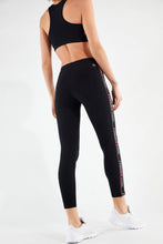 Carica l&#39;immagine nel visualizzatore di Gallery, FREDDY Leggings Fitness con Nastro Jacquard logato MOV.
