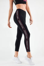 Carica l&#39;immagine nel visualizzatore di Gallery, FREDDY Leggings Fitness con Nastro Jacquard logato MOV.
