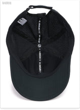 Carica l&#39;immagine nel visualizzatore di Gallery, Under Armour - Isochill ArmourVent Adj, Cappello Uomo
