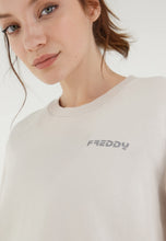 Carica l&#39;immagine nel visualizzatore di Gallery, FREDDY - Felpa Cropped A Girocollo Comfort Tinta in Capo
