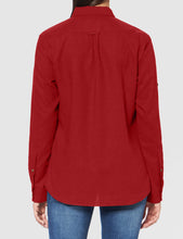 Carica l&#39;immagine nel visualizzatore di Gallery, Fjällräven Övik Travel Shirt LS W Maglietta, Lampone, M Donna
