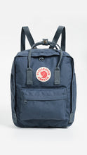 Carica l&#39;immagine nel visualizzatore di Gallery, Fjällräven Kånken Zaino Unisex - Adulto (Pacco da 1)
