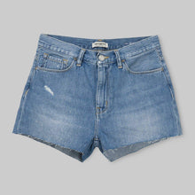 Carica l&#39;immagine nel visualizzatore di Gallery, CARHARTT WIP W&#39; Pitt Short Pantaloncino Corto in Jeans da Donna Lavaggio Chiaro
