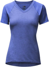 Carica l&#39;immagine nel visualizzatore di Gallery, The North Face Reactor V-Neck Short Sleeve T-Shirt tecnica da donna, Blue Violet
