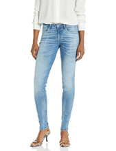 Carica l&#39;immagine nel visualizzatore di Gallery, Guess Jeans Donna Curve X
