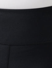 Carica l&#39;immagine nel visualizzatore di Gallery, Under Armour - HG Armour Hi Capri NS, Leggings Sportivi Donna
