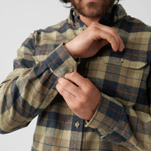 Carica l&#39;immagine nel visualizzatore di Gallery, Fjällräven Singi Heavy Flannel Shirt M Maglietta a Maniche Lunghe, Autumn Leaf-Dark Navy, M Uomo
